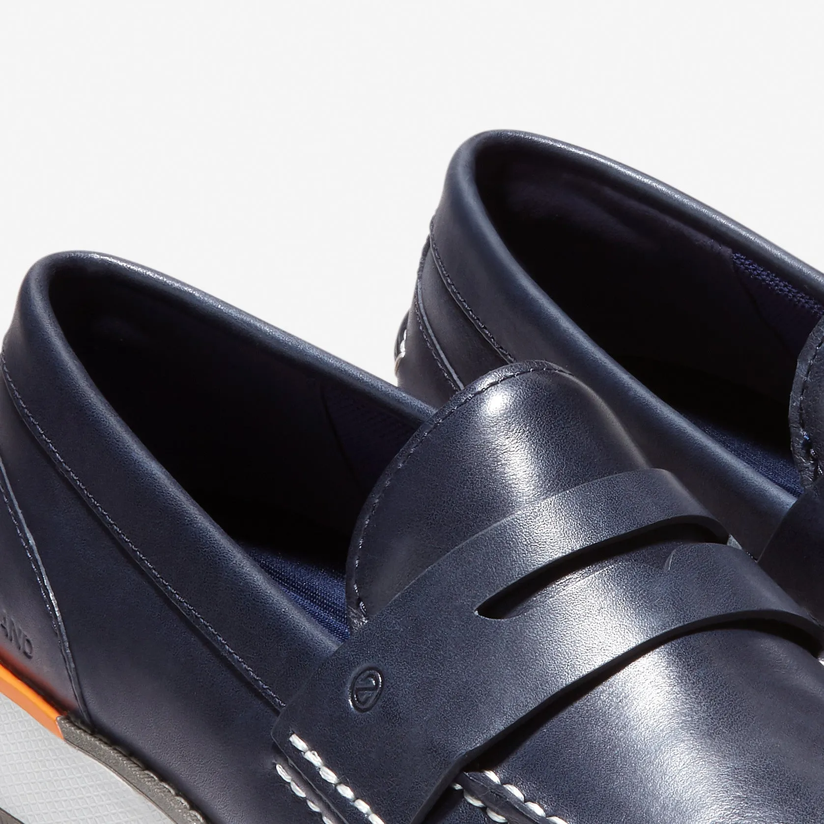 4.ZERØGRAND Loafer