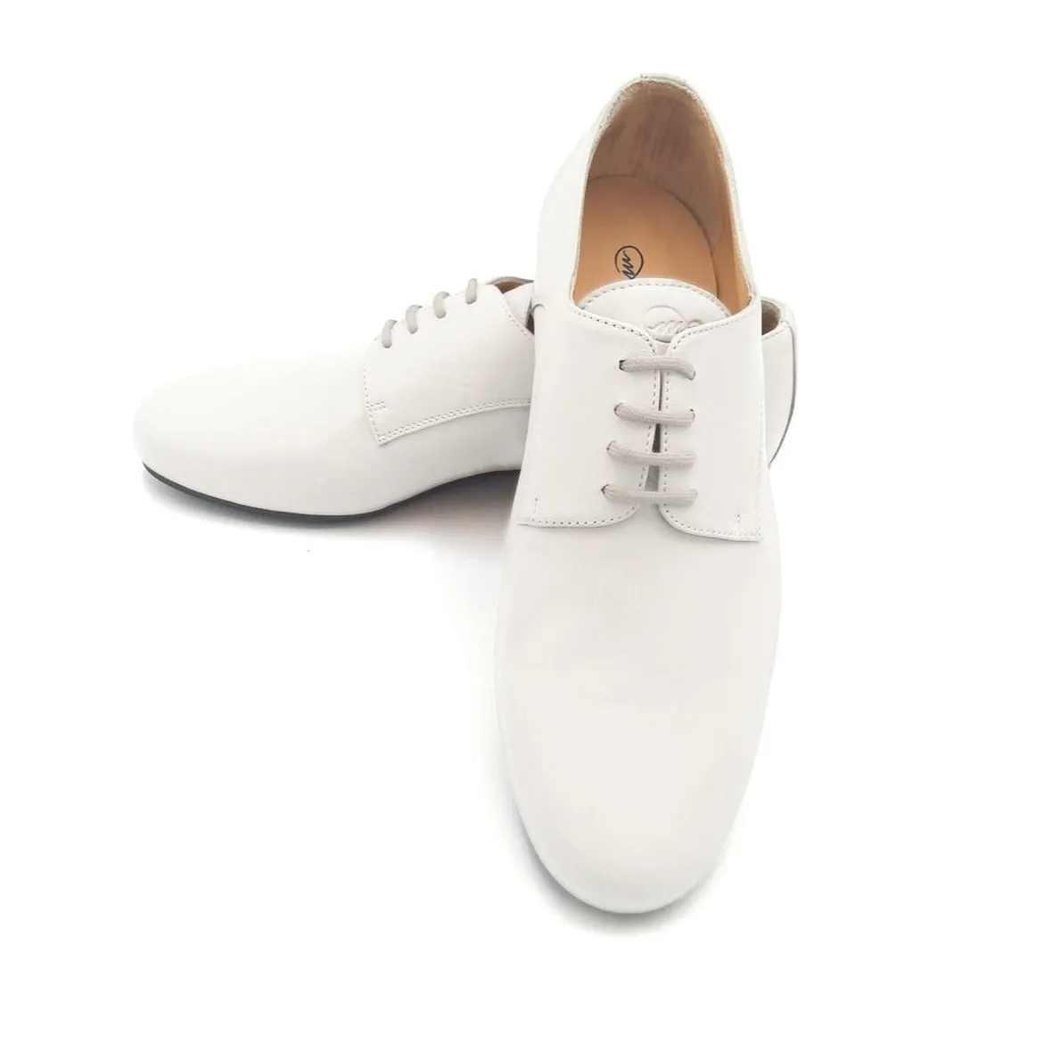 Derby / White