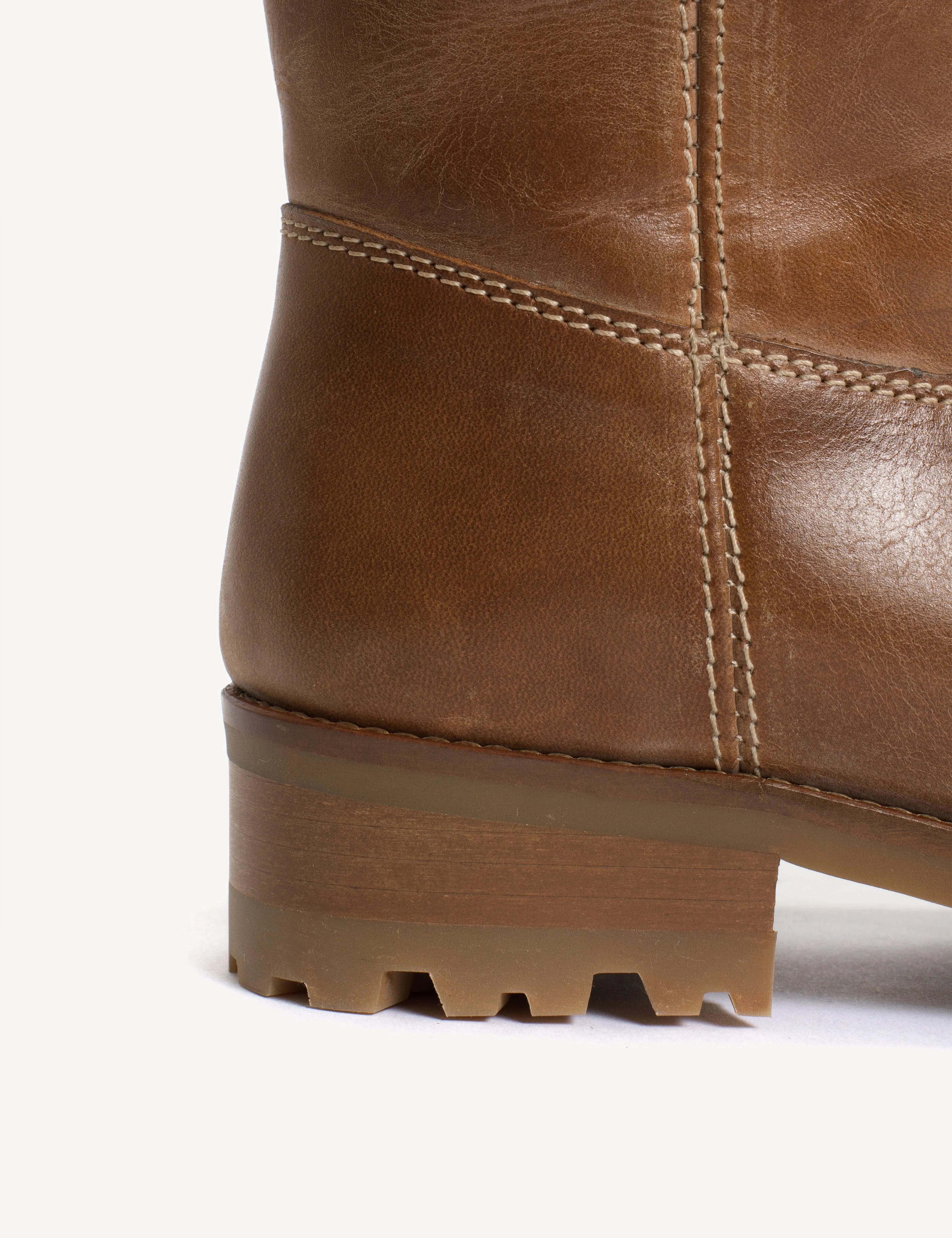 Kimmi Boot In Dark Tan Escovado Leather