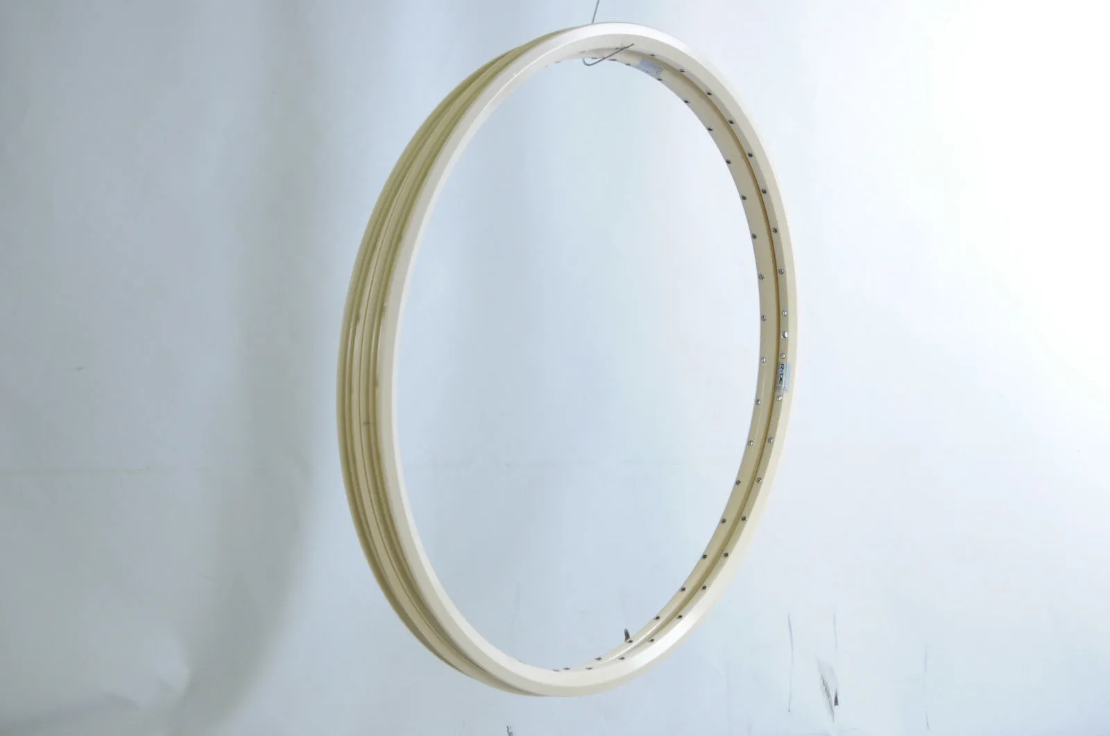 PAIR RYDE Z2000 CREAM 700c 622 x19 36 SPOKE DOUBLE DUAL WALL BIKE RIMS EYELETS