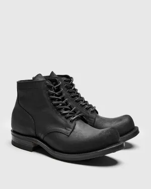 Service Boot 310 in Black Waxy Commander