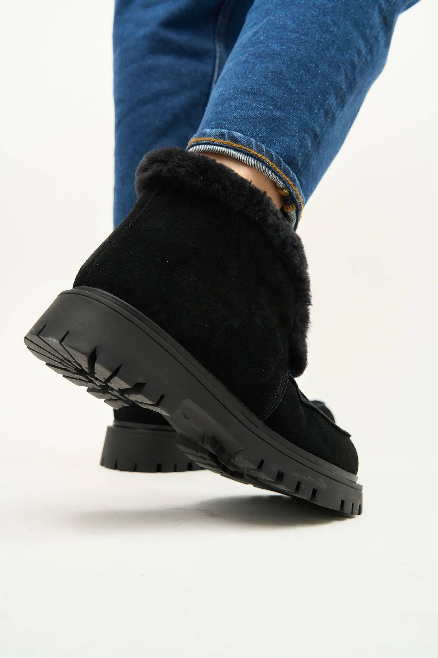 Vail Black