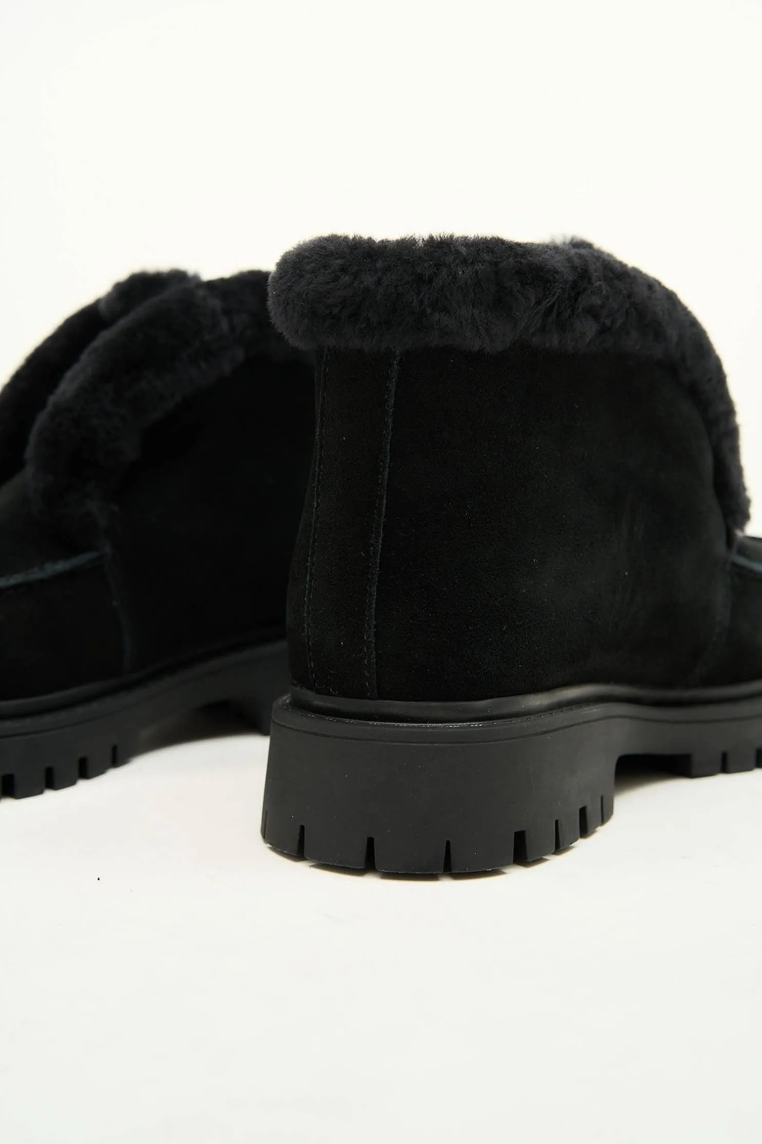 Vail Black