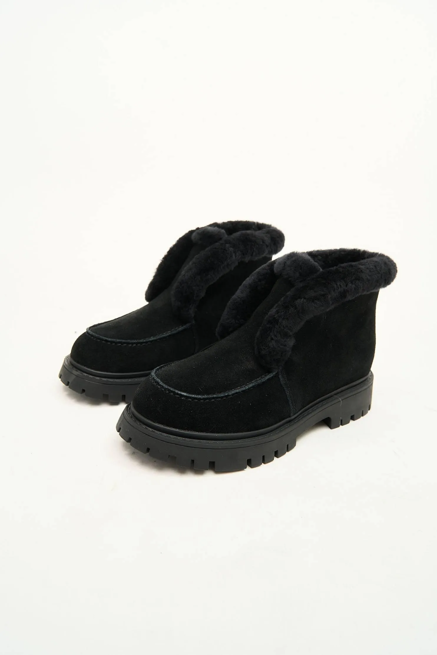 Vail Black
